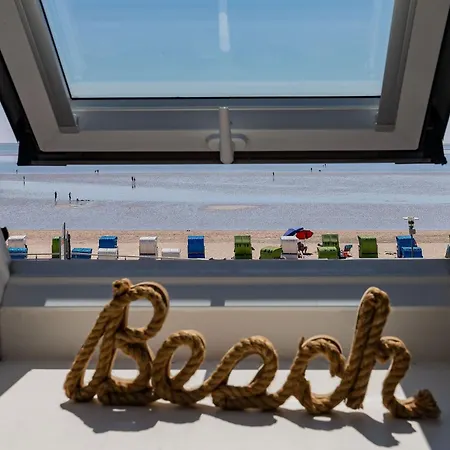 Hues Strandleev 2 Holiday home Wyk auf Foehr